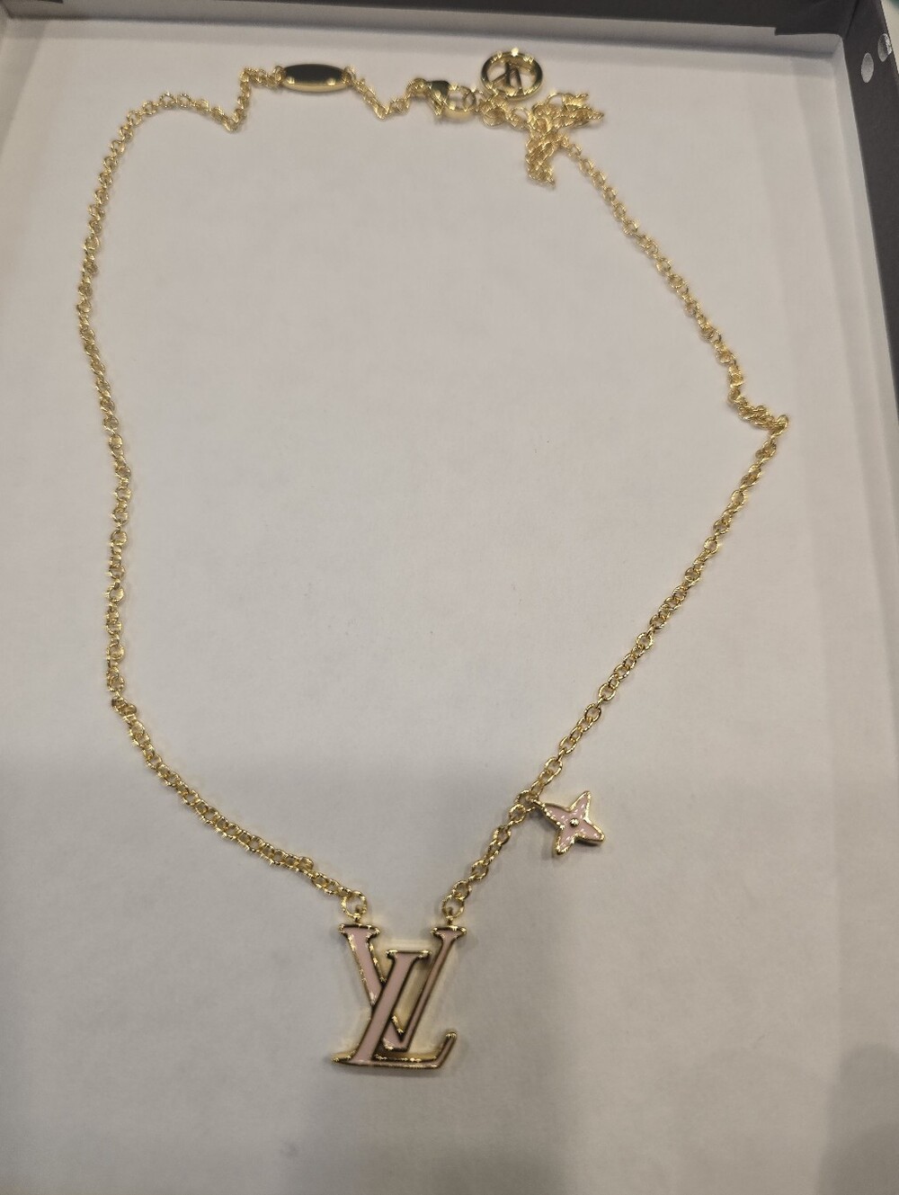 Pink Enamel LV Logo Necklace with Star Charm - Picture 6 of 6